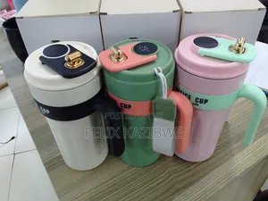 Coffee Travel Mug With Touch Screen Digital Temperature.