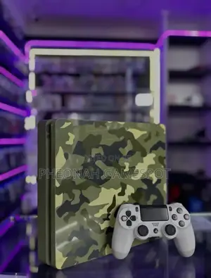 Cleanest Chipped Ps4 Slim - 14 Games - 2 Controllers. Tested Proven