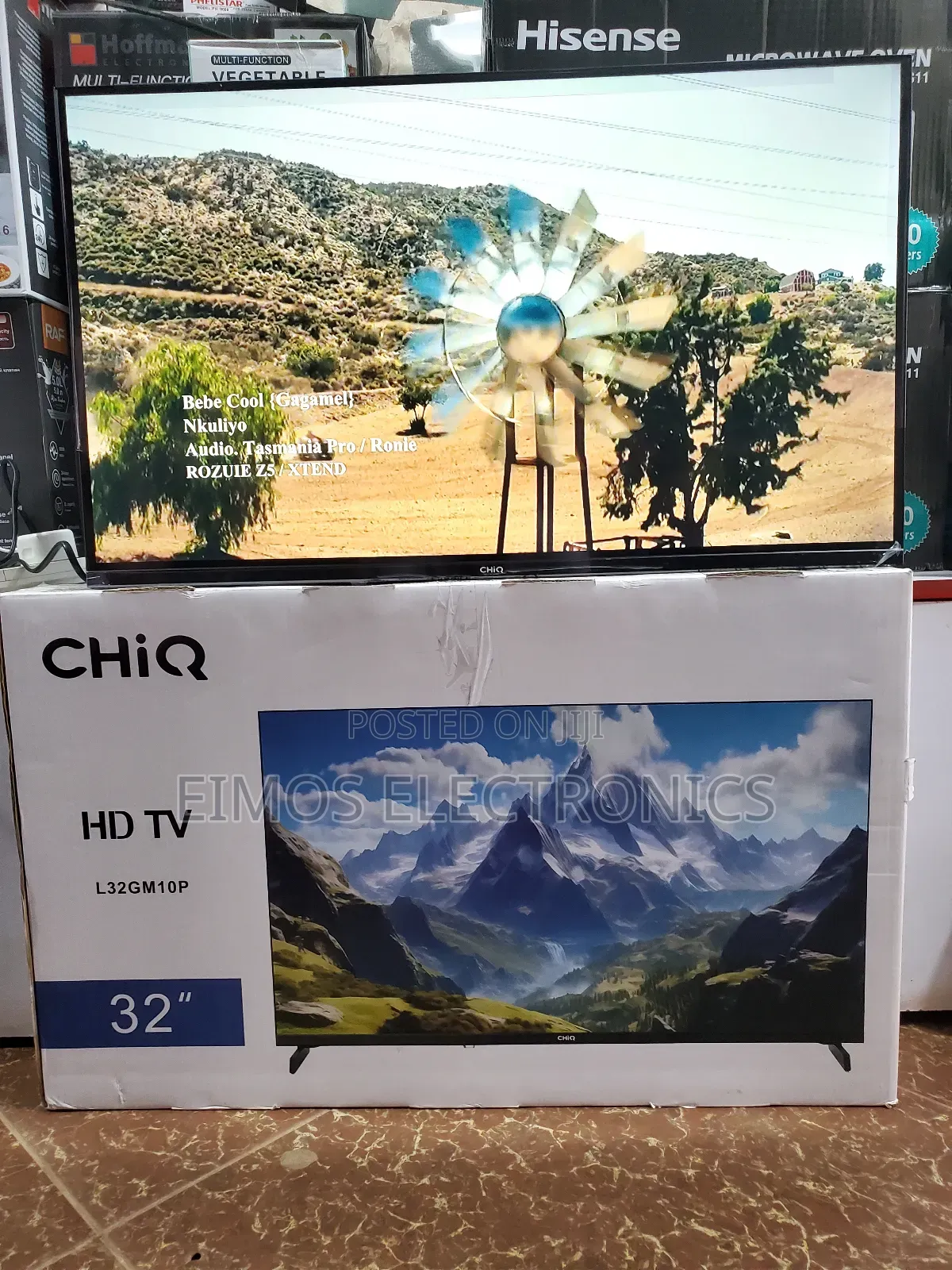 32 Inches Led Chiq Flat Screen Tv Set