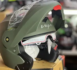 Helmet Vega
