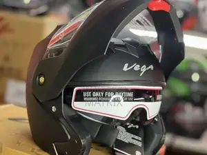 Helmet Vega