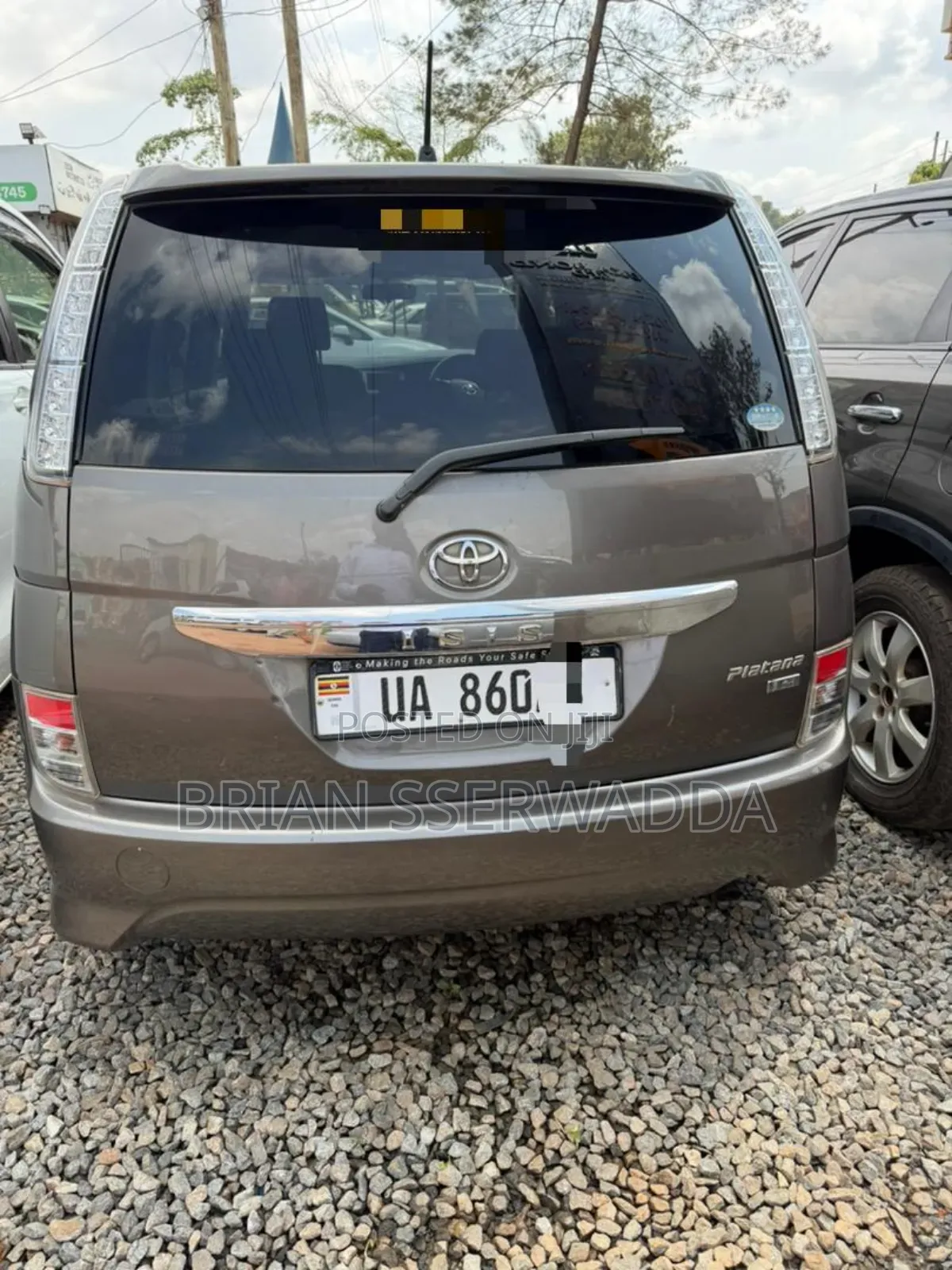 Toyota ISIS 1.8 Platana 2WD 2011 Gray