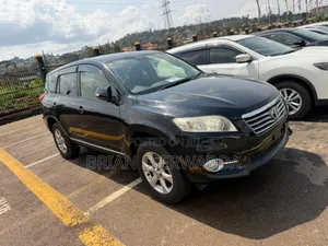 Toyota Vanguard 2011 Black
