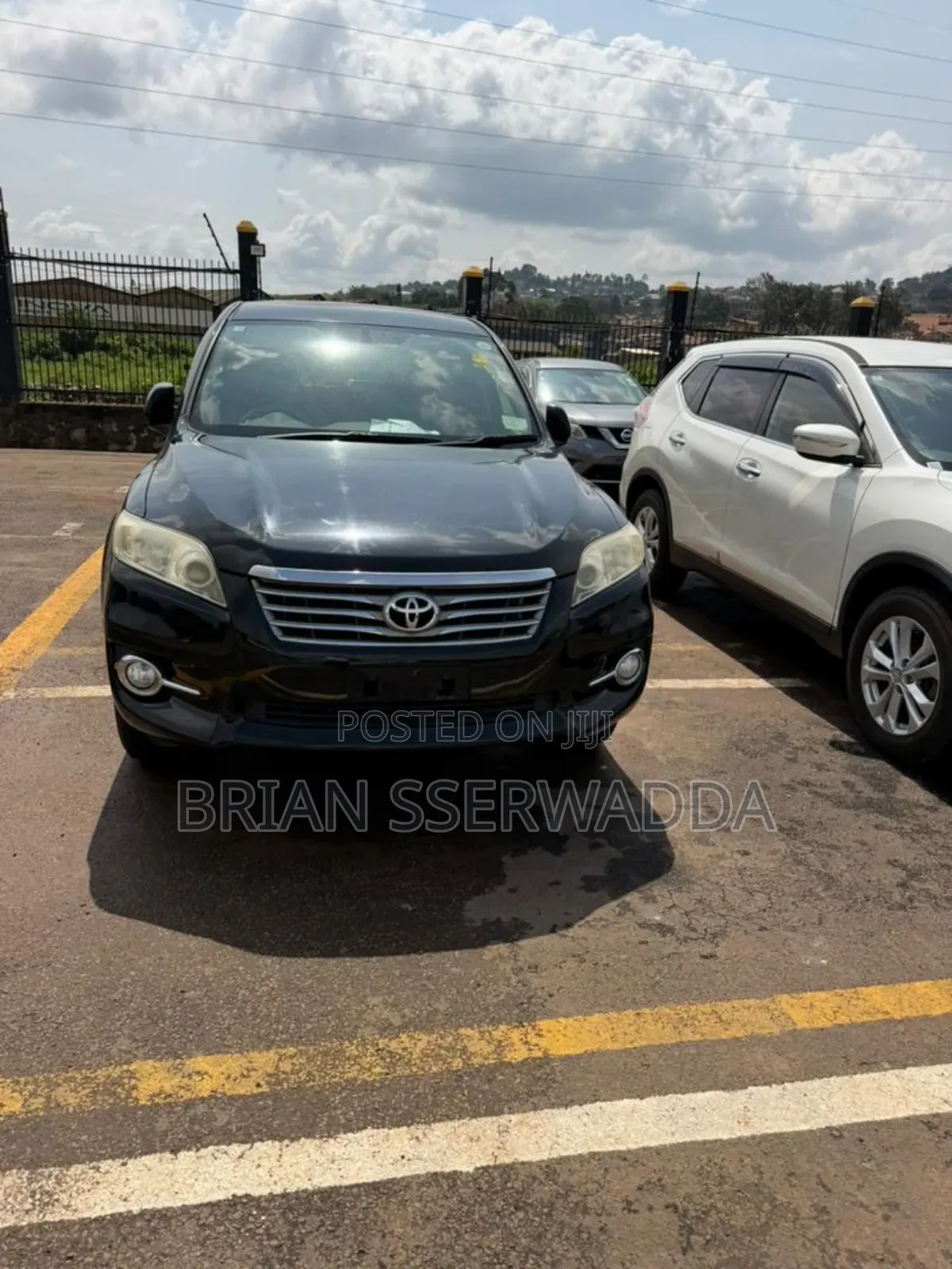 Toyota Vanguard 2011 Black