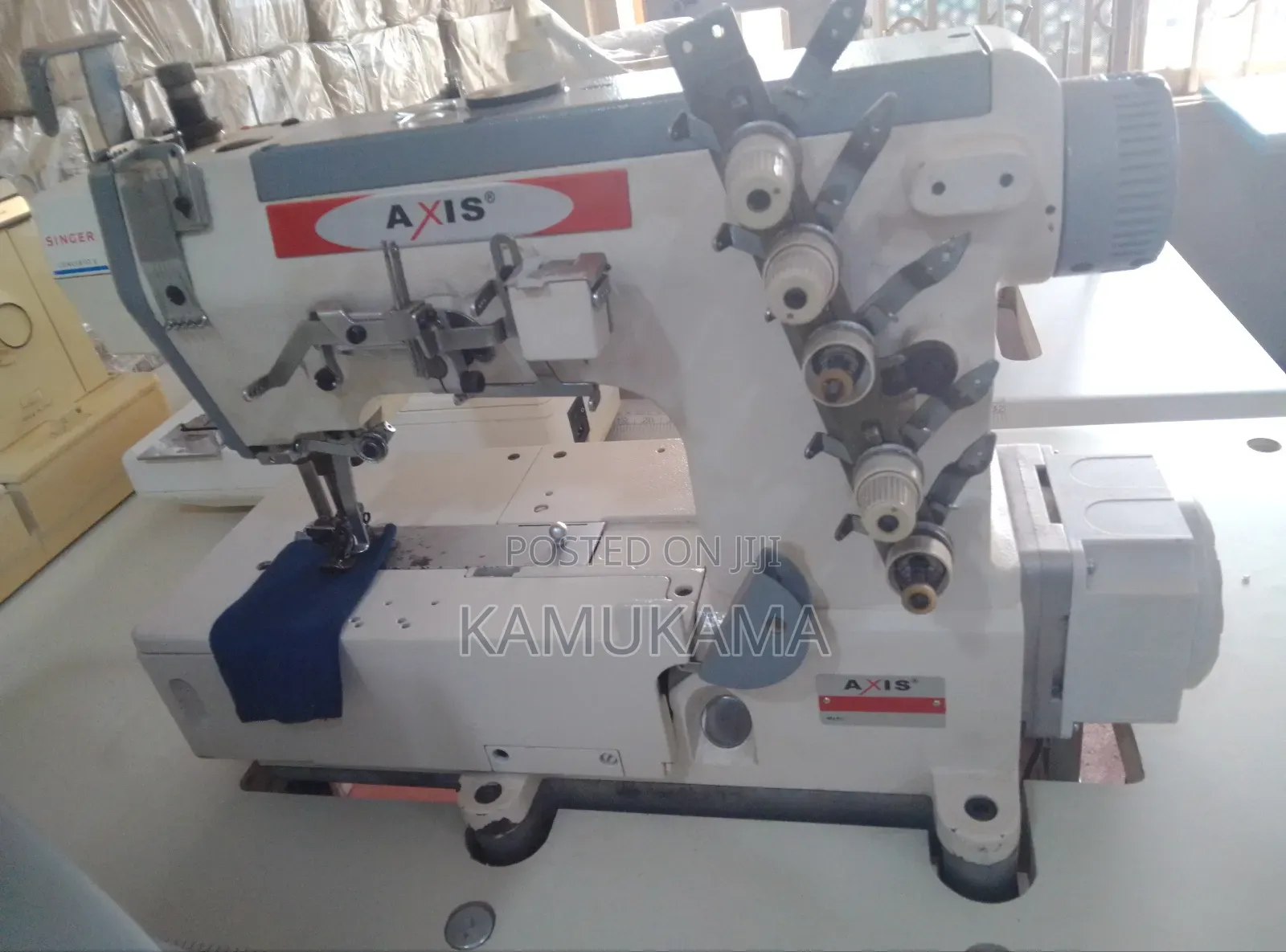 Flat Lock Industrial Sewing Machine
