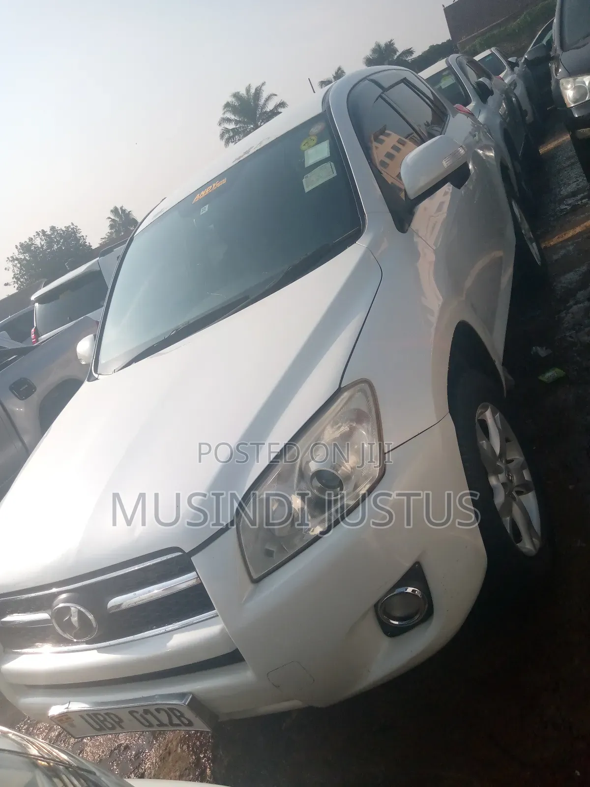 Toyota RAV4 2010 White