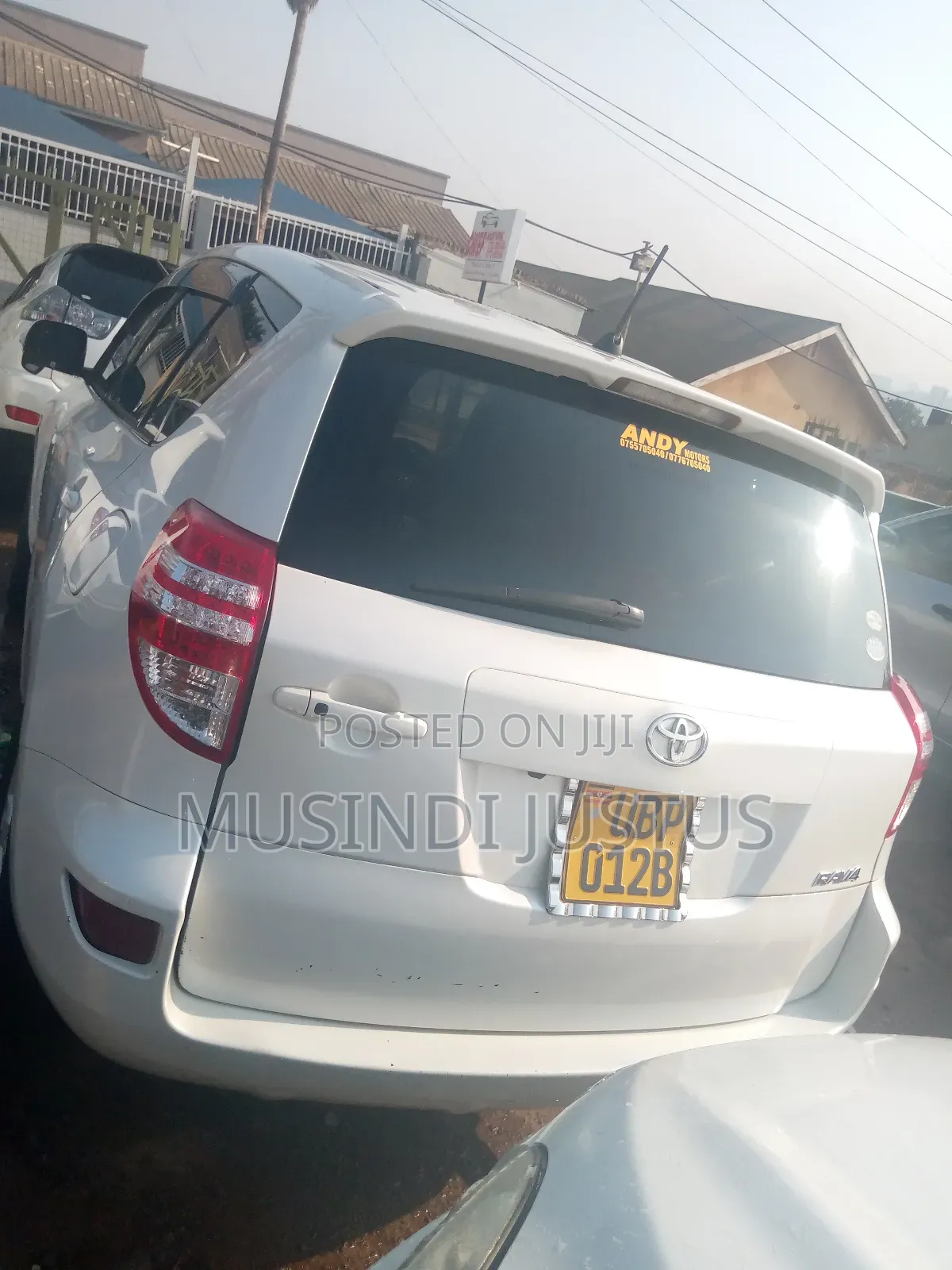 Toyota RAV4 2010 White