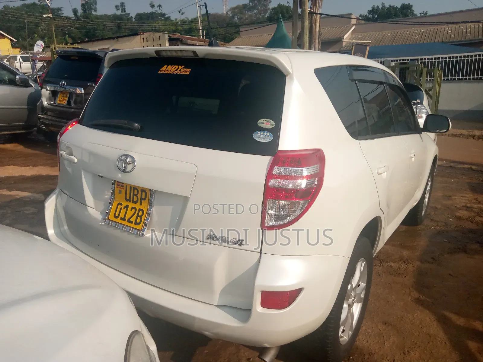 Toyota RAV4 2010 White