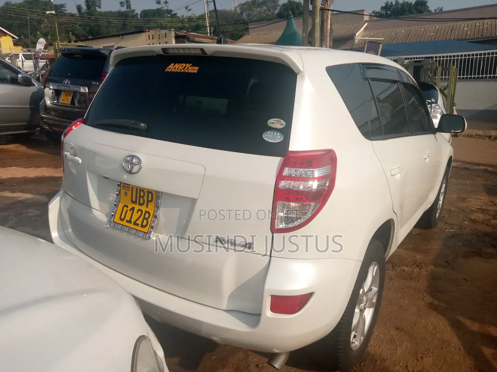 Toyota RAV4 2010 White