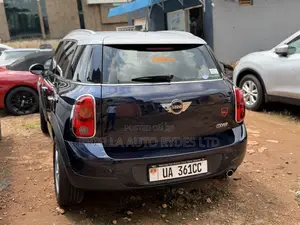 Mini Cooper 2014 Blue