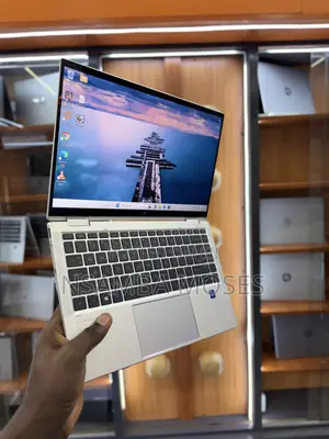 Laptop HP EliteBook 1040 G8 16GB Intel Core i7 SSD 512GB
