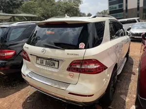 Mercedes-Benz M Class 2014 White