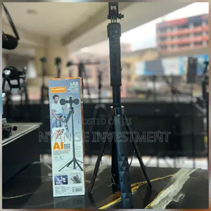 Plokama Ai Tripod Stand With Two Led Lights . Tripod Stand