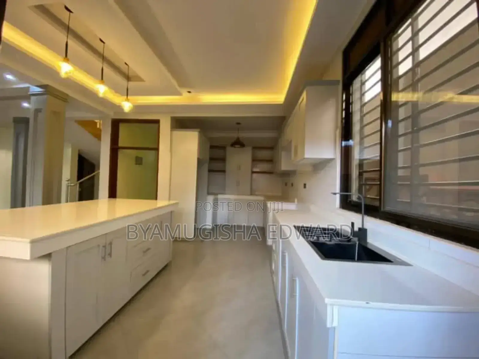 4bdrm House in Standalone Kisaasi, Central Division for rent