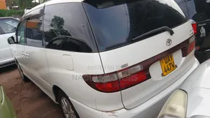 Toyota Estima 2007 White