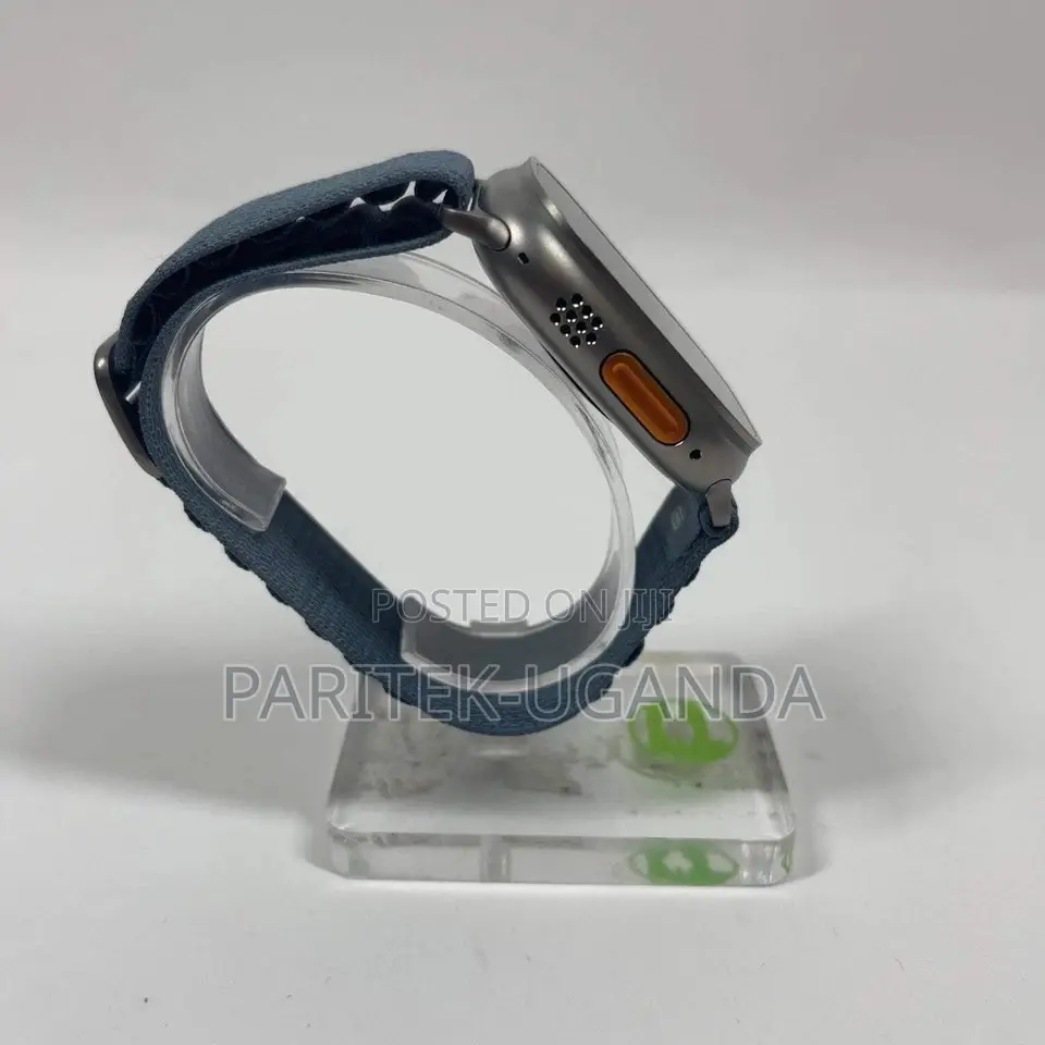 Apple Watch Ultra 3 49mm Natural Titanium Blue Alpine Loop