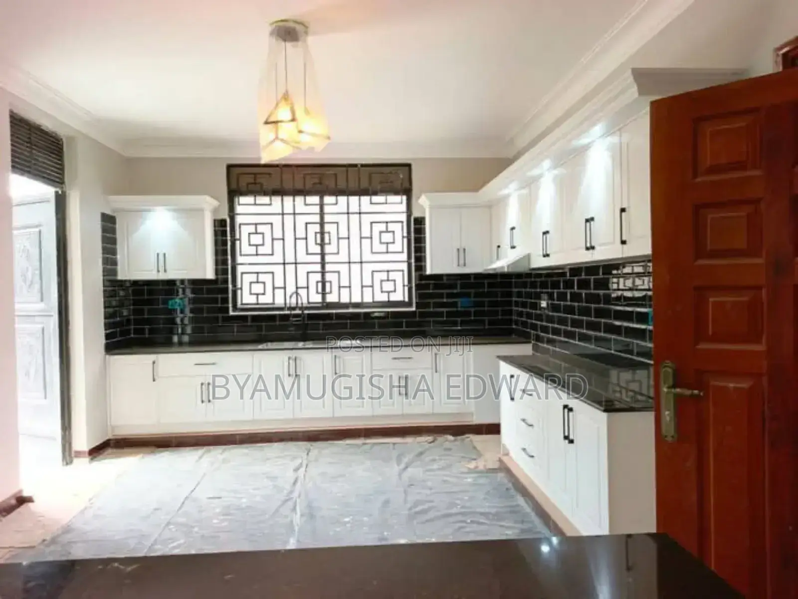 4bdrm House in Standalone Kisaasi, Central Division for rent