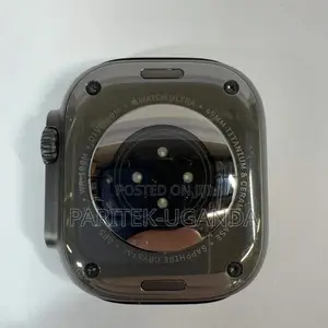 Apple Watch Ultra 2 49mm Black Titanium Black Ocean Band