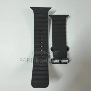 Apple Watch Ultra 2 49mm Black Titanium Black Ocean Band