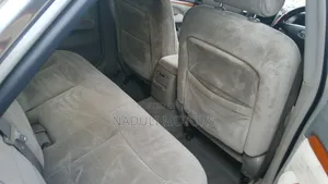 Toyota Mark II 2004 Silver