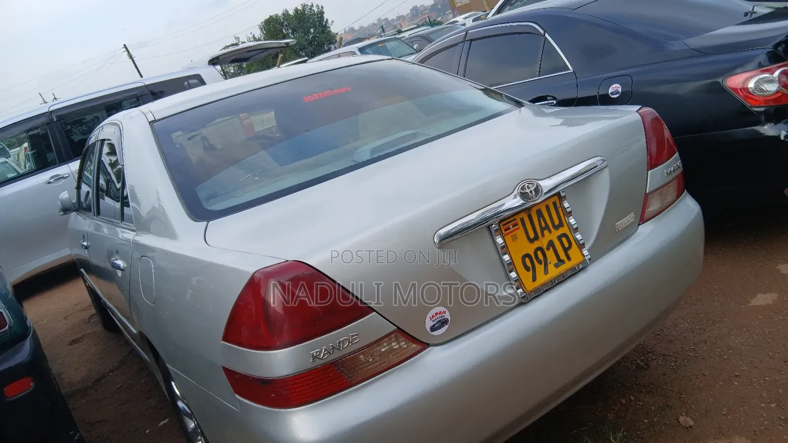Toyota Mark II 2004 Silver