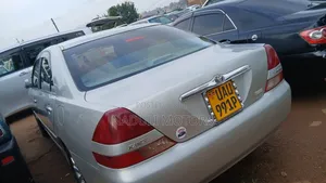 Toyota Mark II 2004 Silver