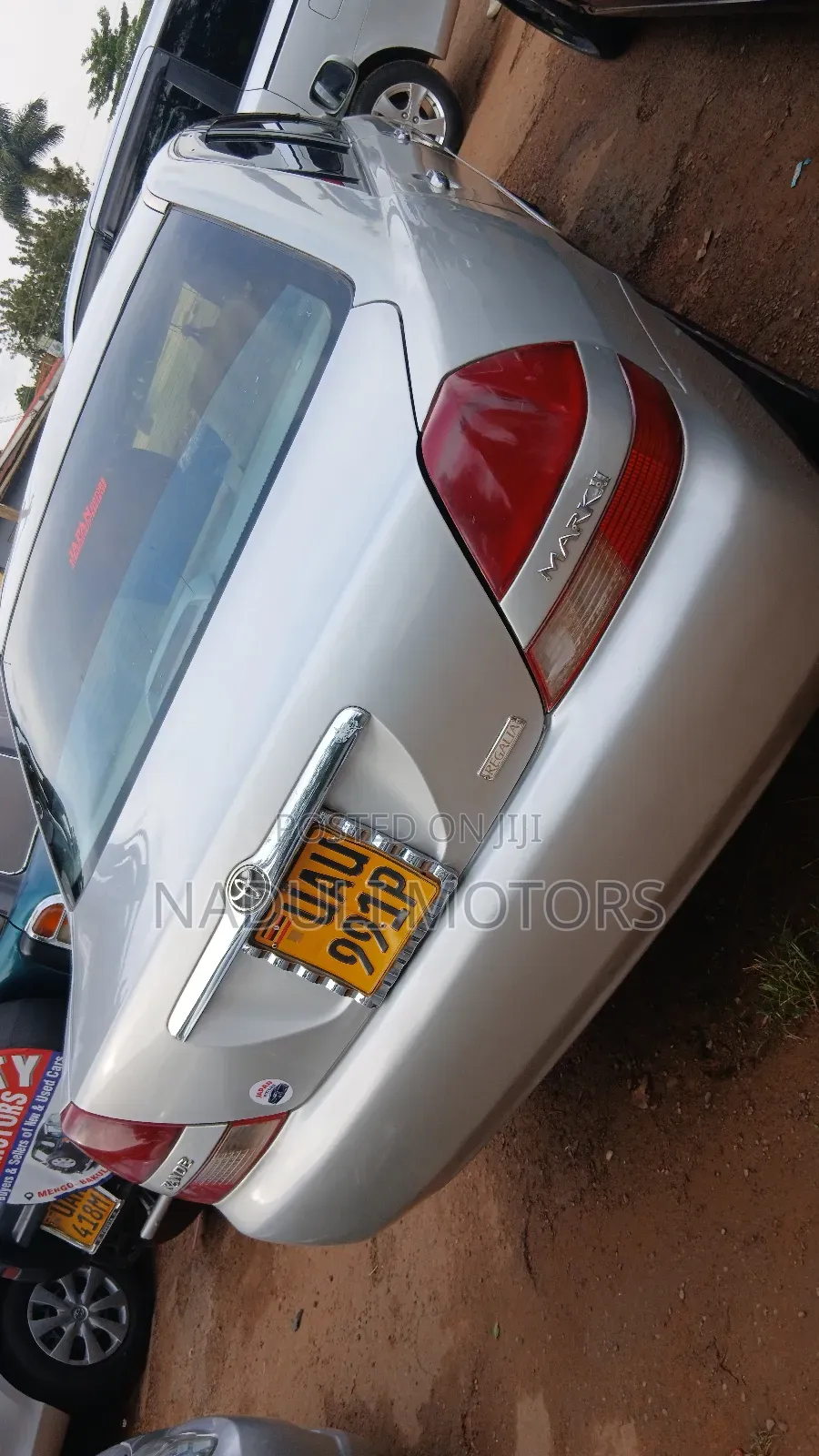 Toyota Mark II 2004 Silver