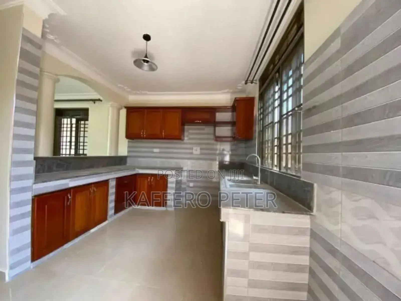 2bdrm House in Kisaasi, Central Division for rent