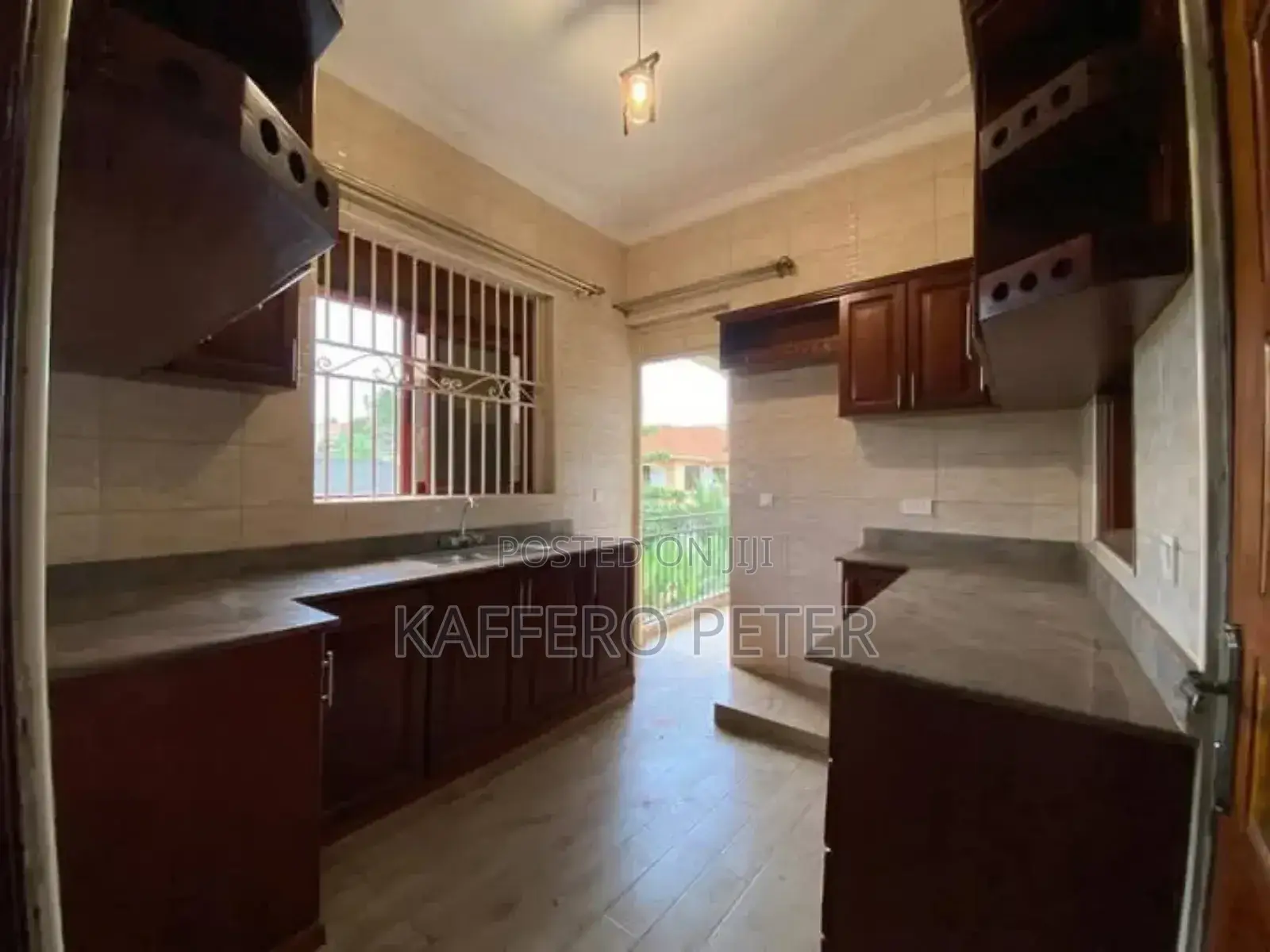2bdrm House in Kisaasi, Central Division for rent