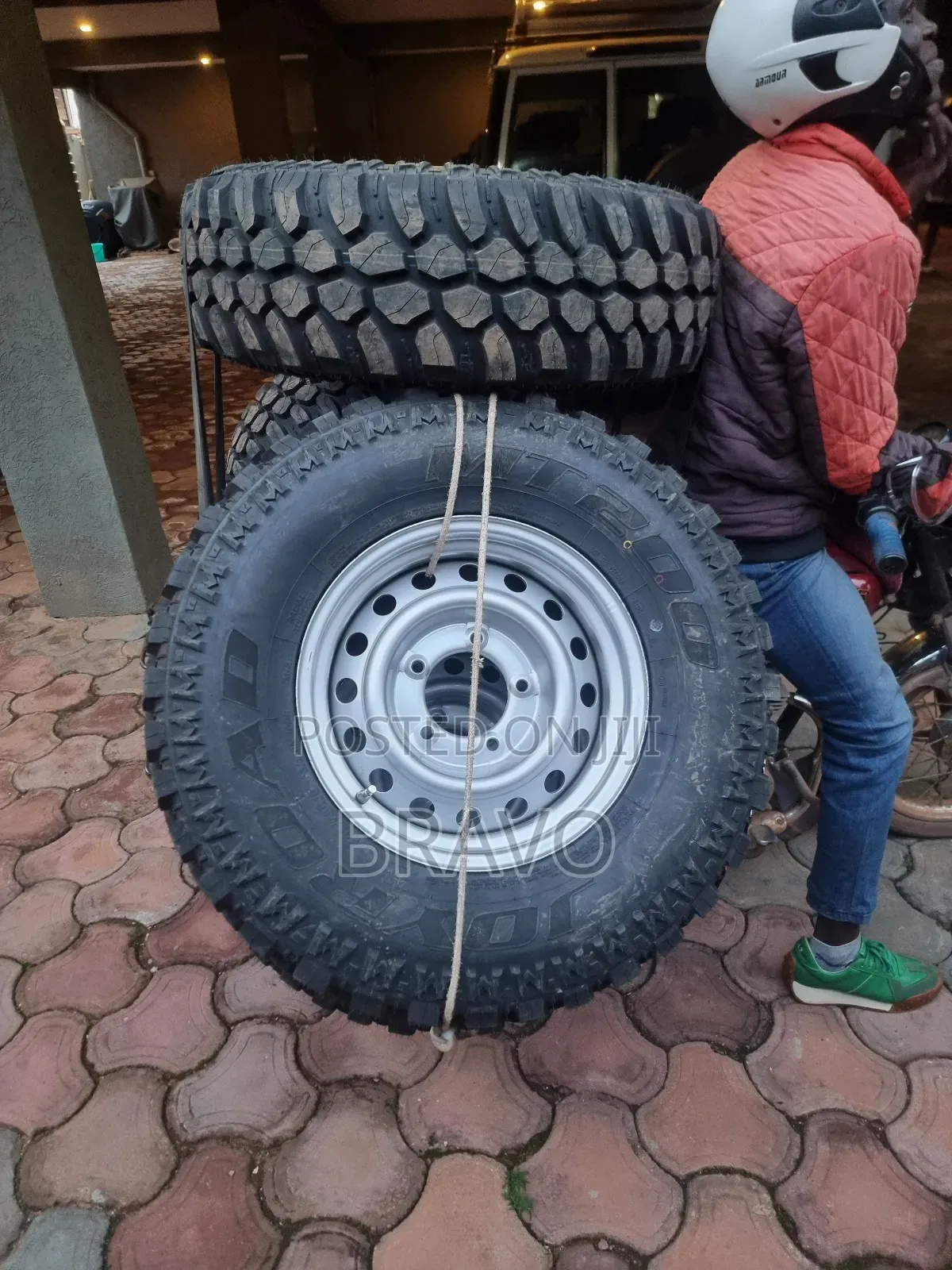 265/75r16 M/T Offroad Tyres for Land Cruiser