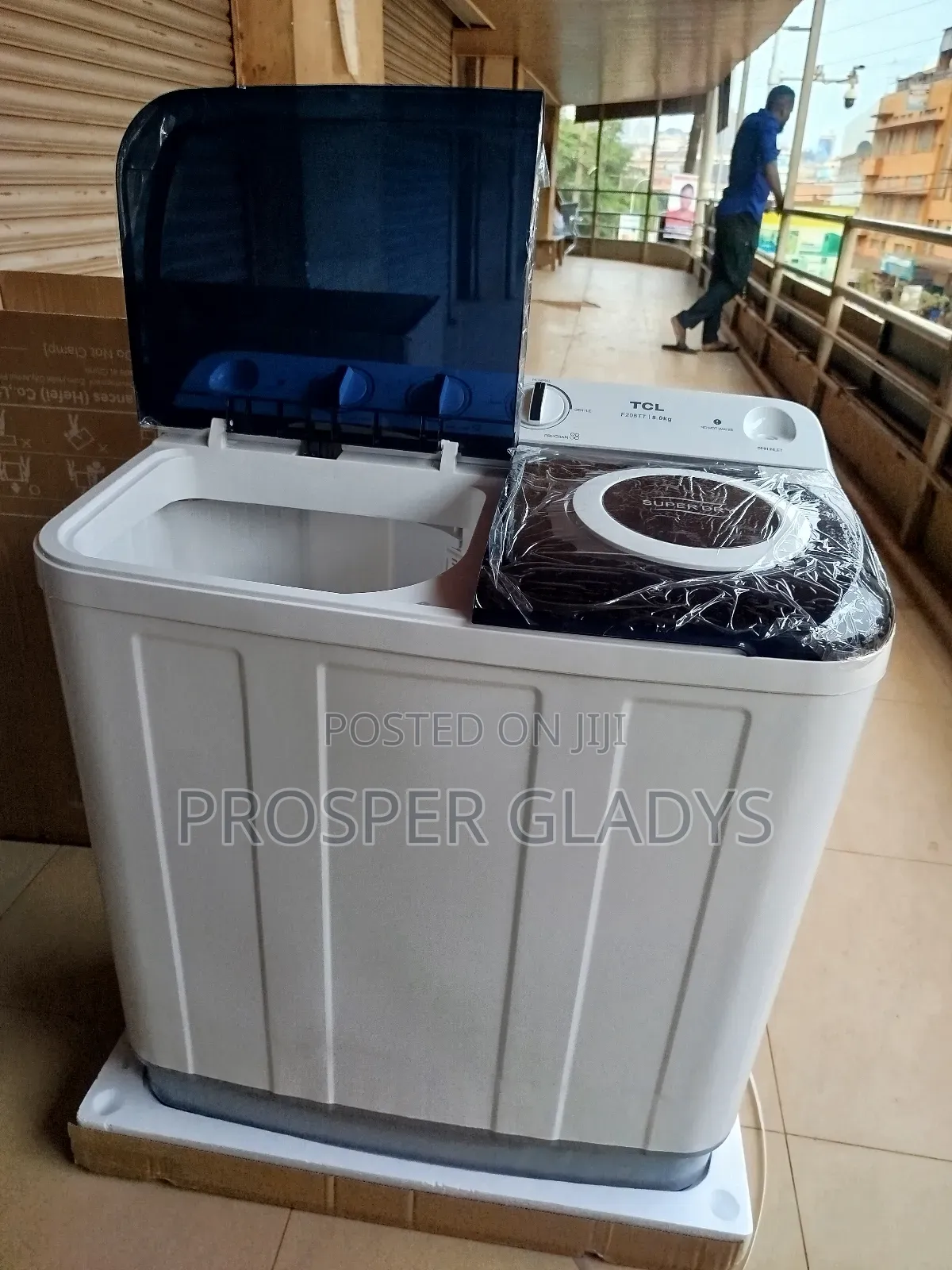 8kgs TCL Twin Tub Washing Machine.