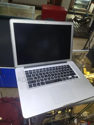Laptop Apple MacBook 2010 4GB Intel Core i7 HDD 250GB
