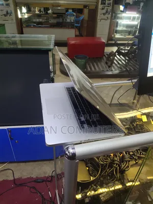 Laptop Apple MacBook 2010 4GB Intel Core i7 HDD 250GB
