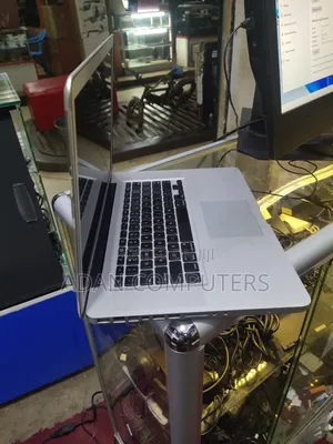 Laptop Apple MacBook 2010 4GB Intel Core i7 HDD 250GB