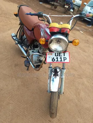 Bajaj Boxer 100 2019 Red