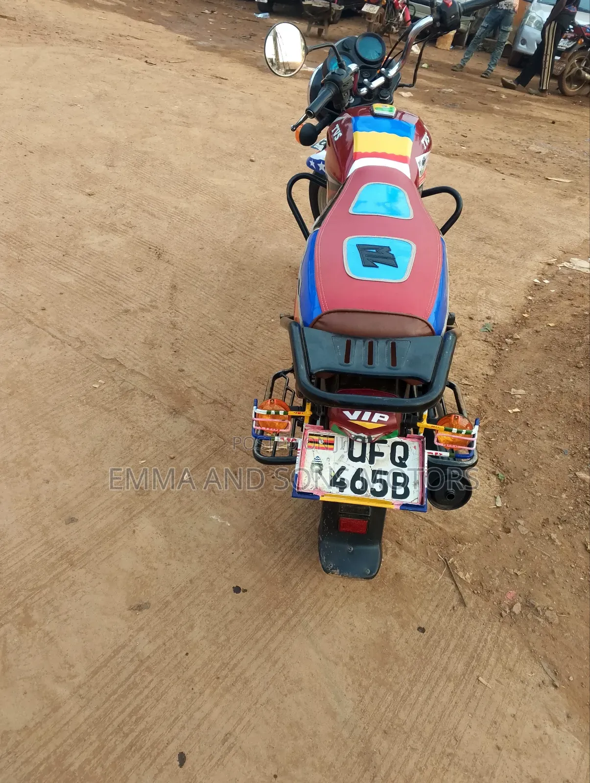 TVS HLX 125 2023 Red