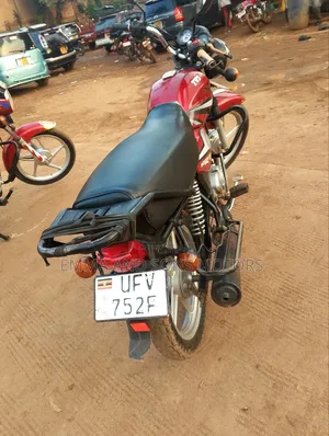 TVS HLX 125 2023 Red