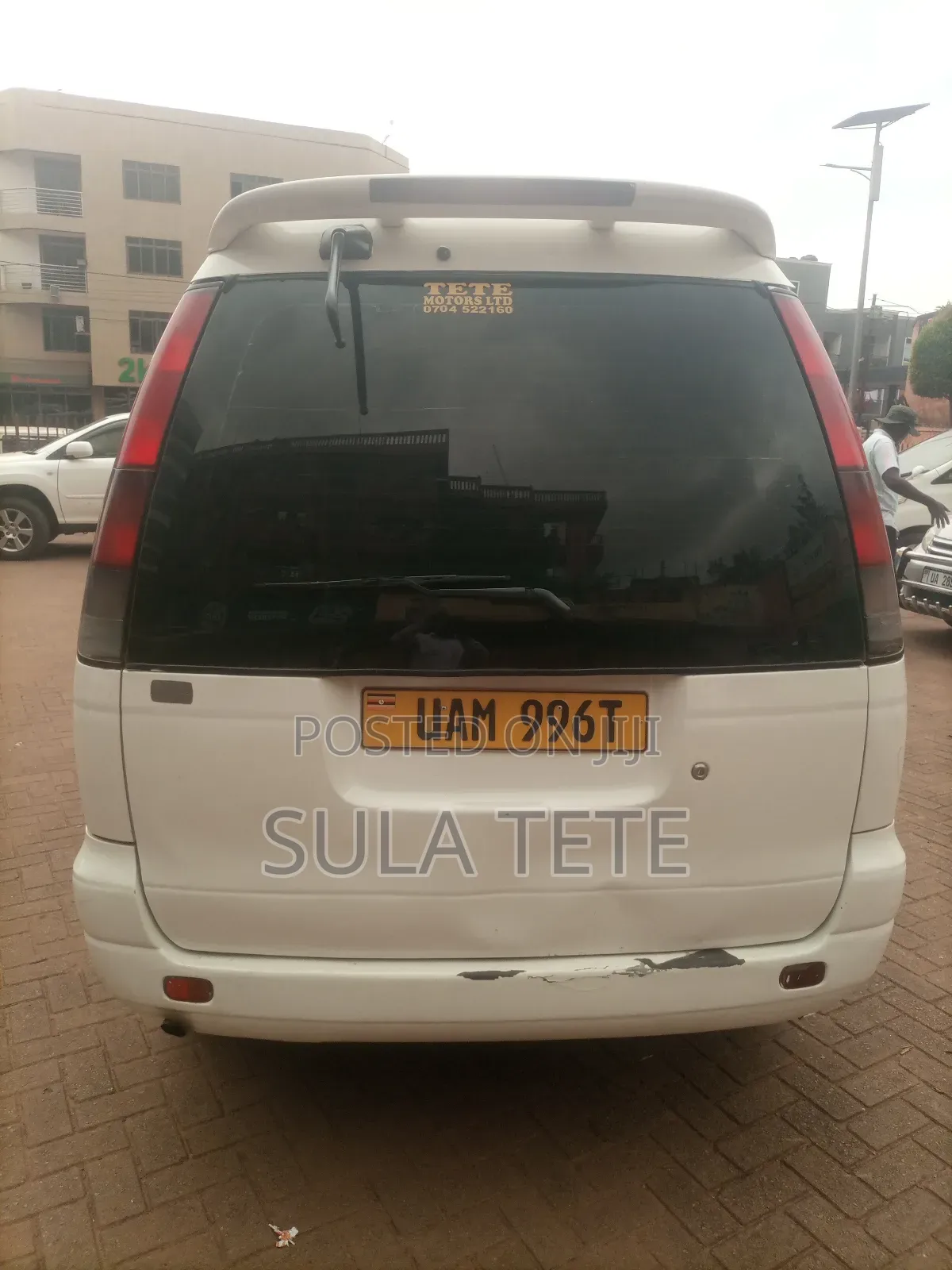 Toyota Noah 2.0 FWD (8 Seater) 2001 White