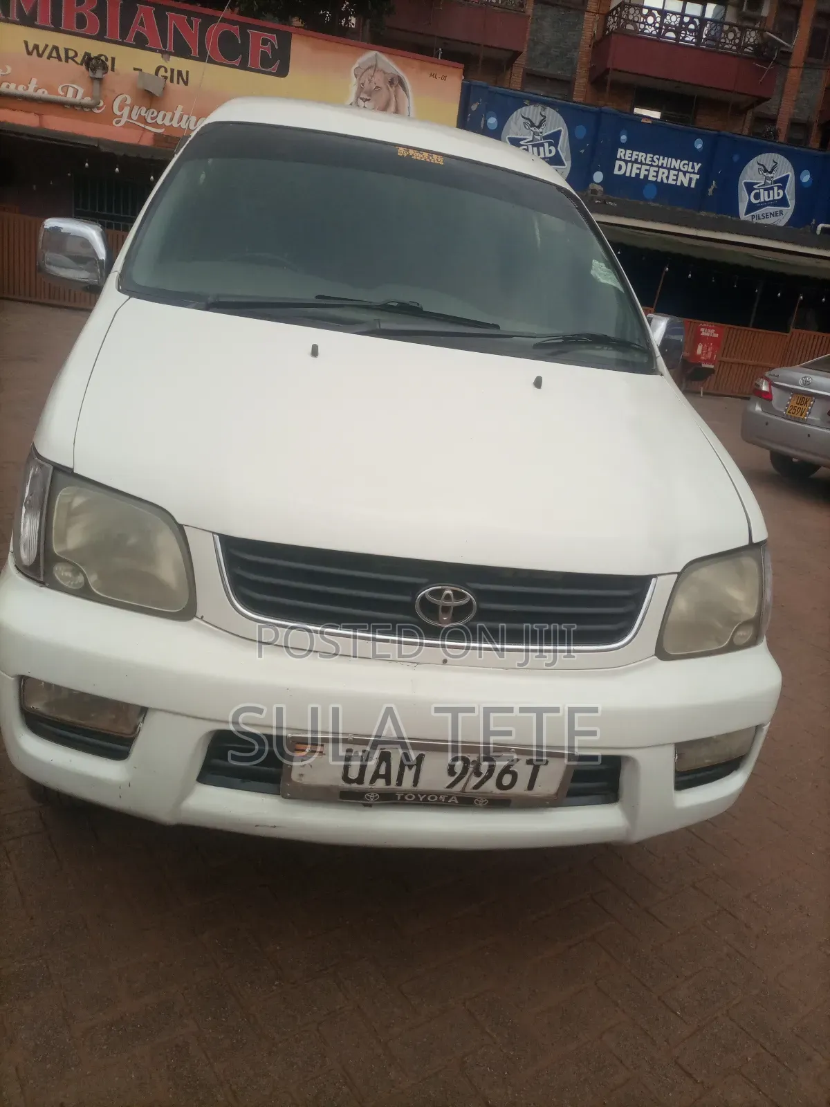 Toyota Noah 2.0 FWD (8 Seater) 2001 White