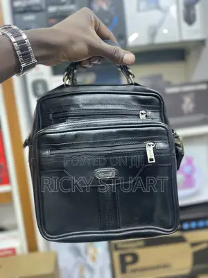 Men’S Leather Crossbody Bag