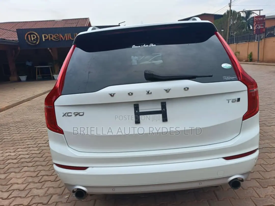Volvo XC90 2018