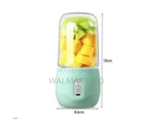 Sleek Portable Personal Blender for Smoothies and Juices
