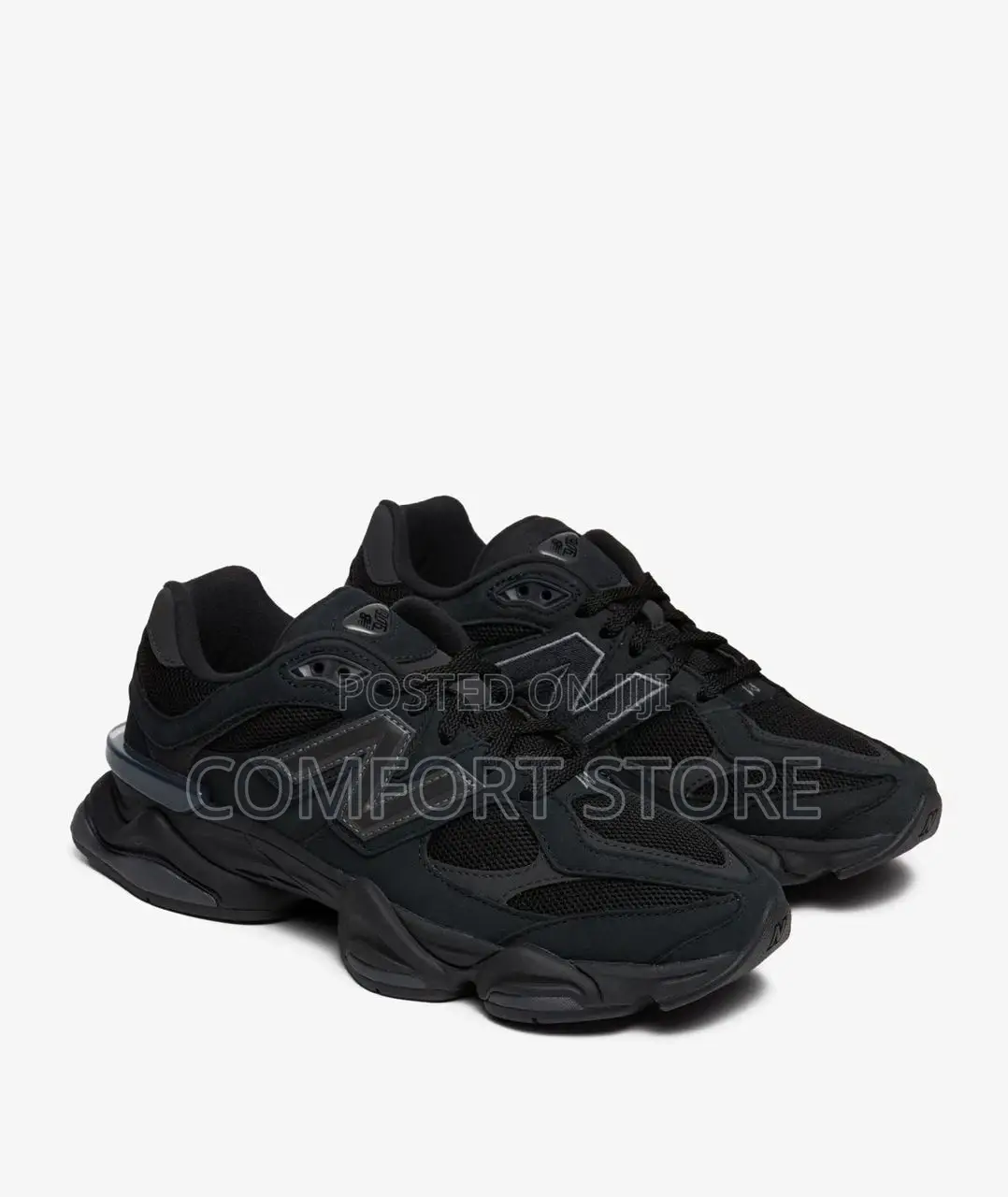 New Comfortable Balance Sneakers in Black