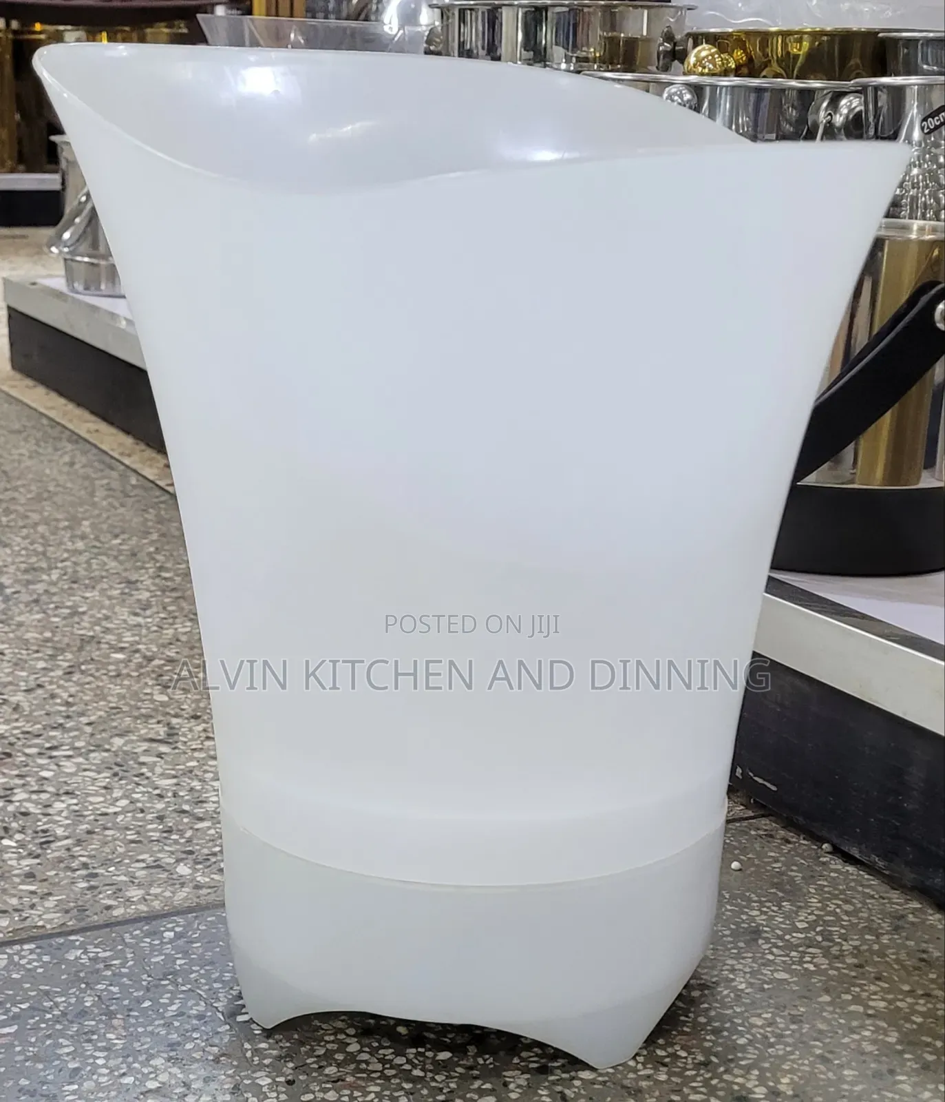 Ice Bucket With Bluetooth Speaker