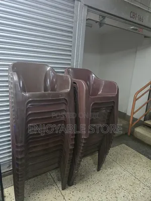 Soffice Plastic Chairs Plastic Chairs