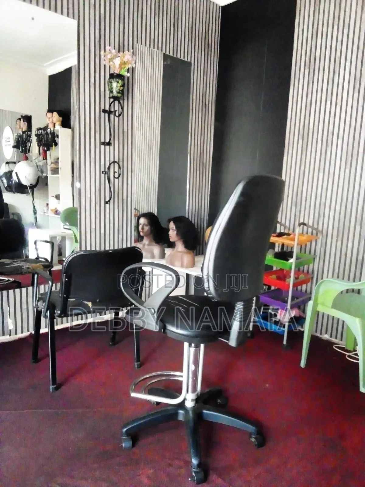 Salon on Sale