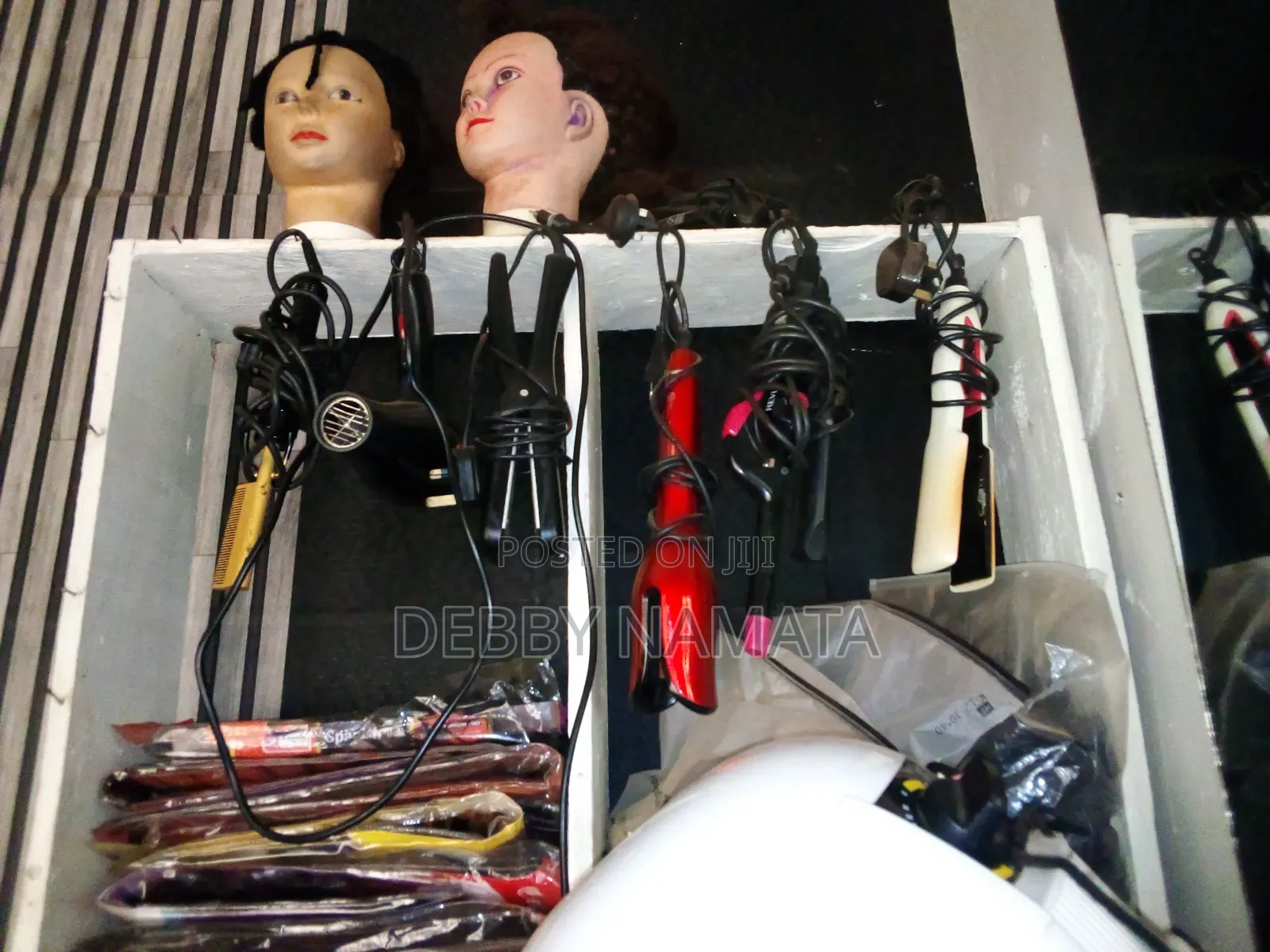 Salon on Sale