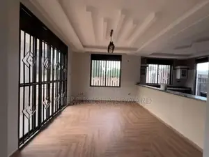 3bdrm House in Standalone Kisaasi, Central Division for rent
