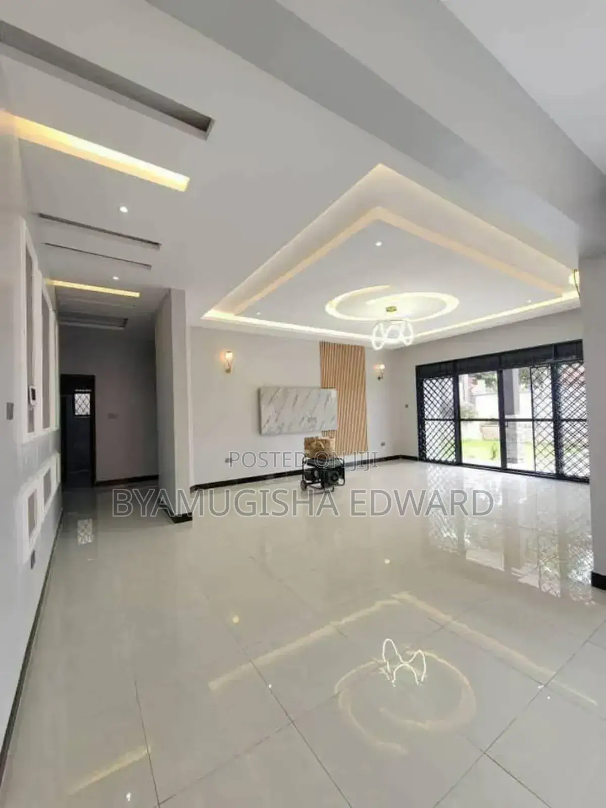 3bdrm House in Standalone Kisaasi, Central Division for rent
