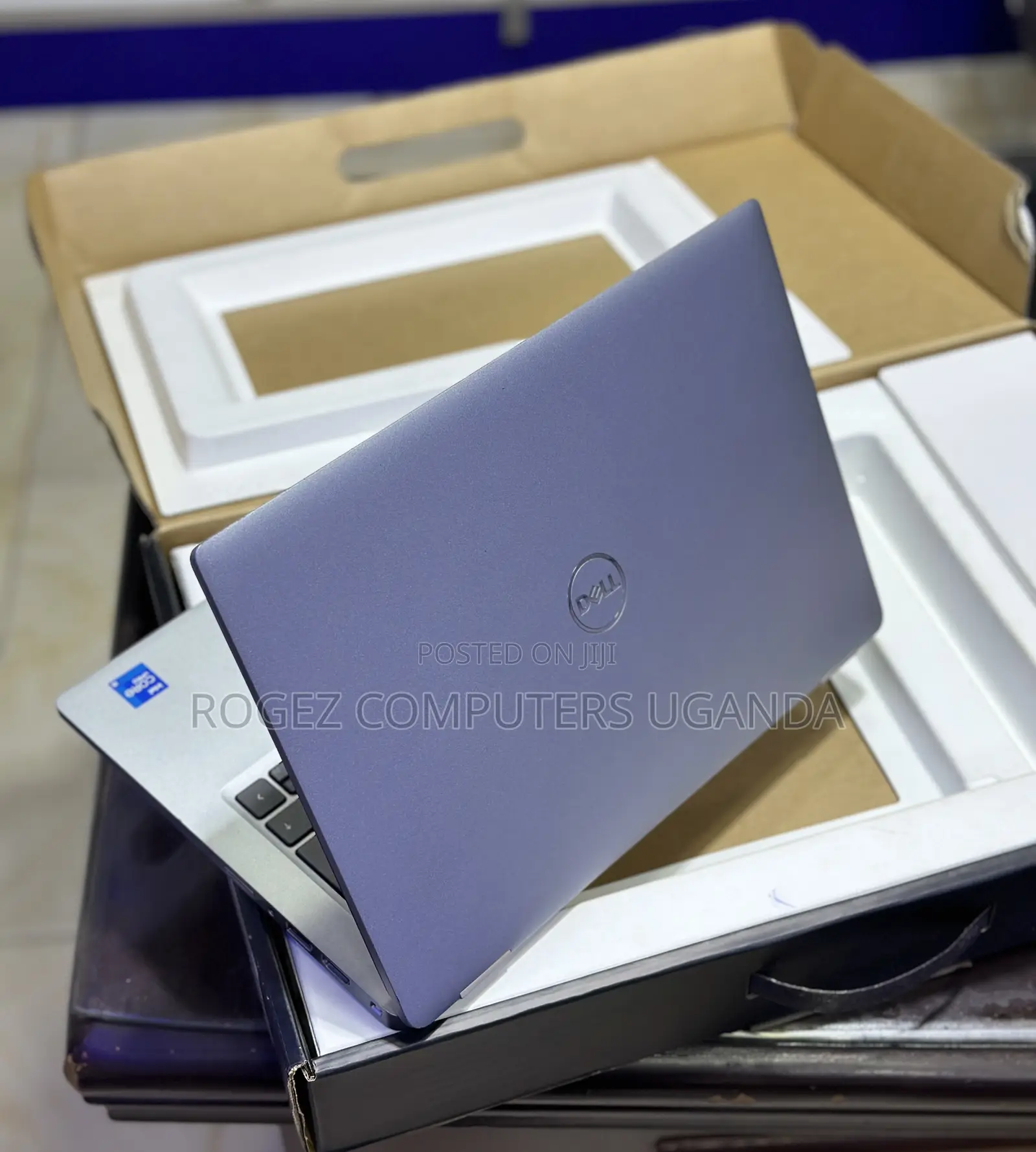 New Laptop Dell Latitude 5320 8GB Intel Core i5 SSD 256GB